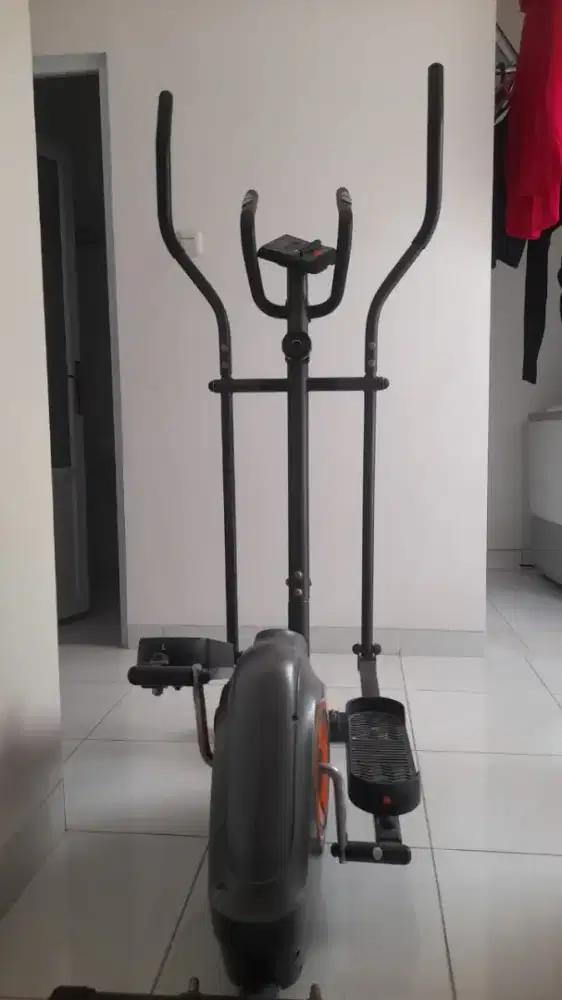 Dijual sepeda air walk