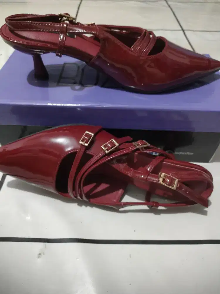Sepatu heels wanita bozka collection