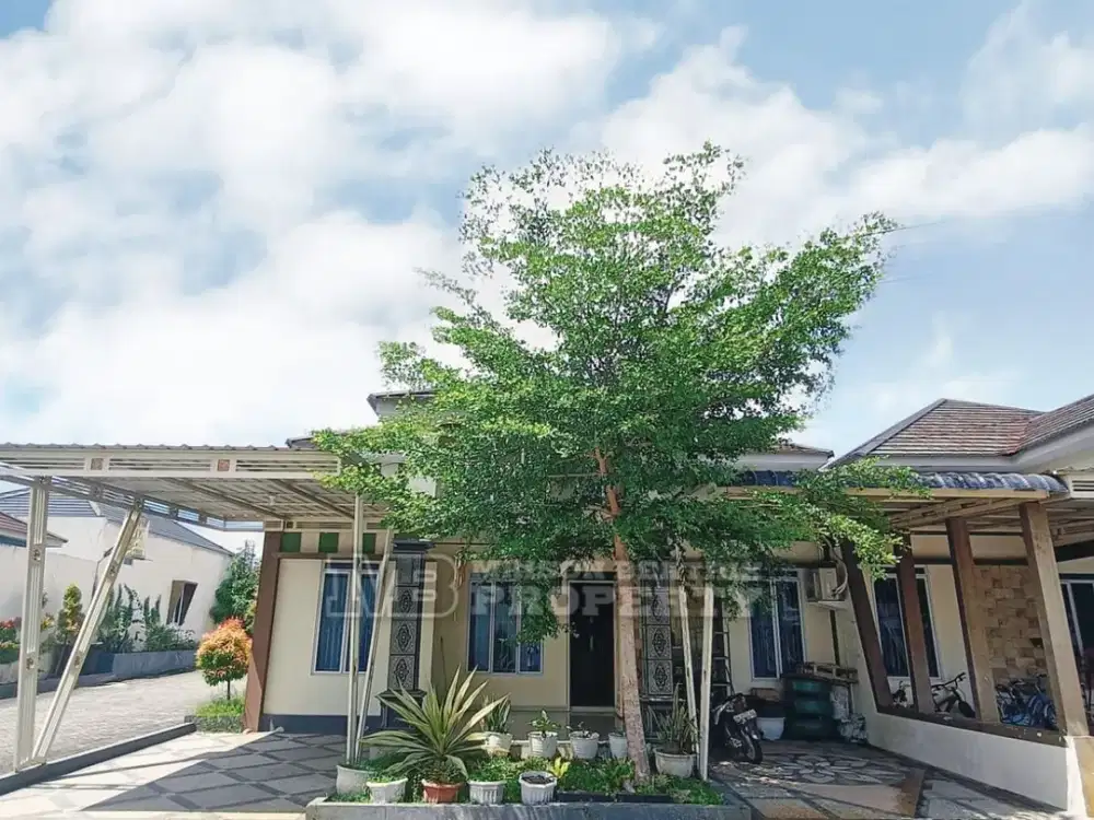 RUMAH RAPI TERAWAT SIAP HUNI LOKASI AMAN DI PERUM. PARADISE TOWN HOUSE TENAYAN RAYA - PEKANBARU