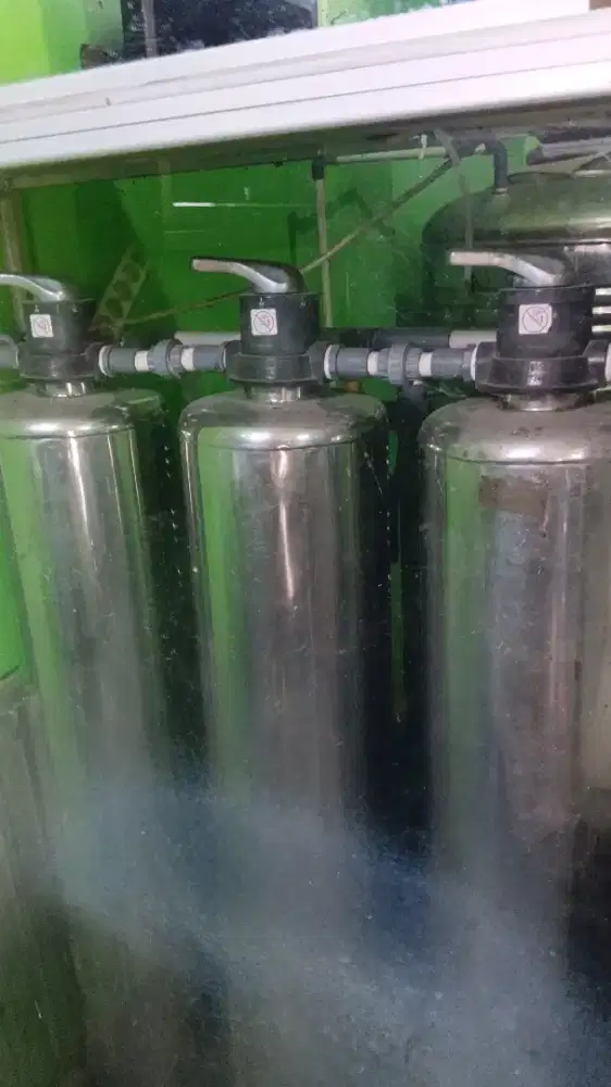 Depot air minum pegunungan 10 ribu liter