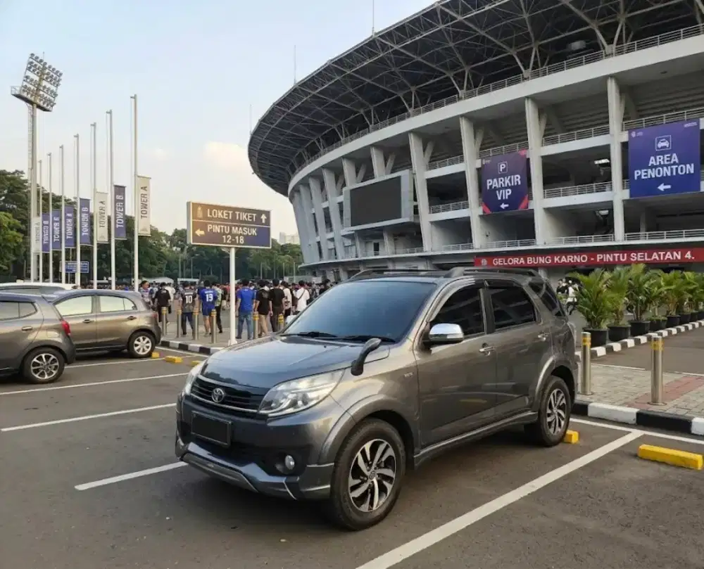 TOYOTA RUSH 1.5 S METIC 2015