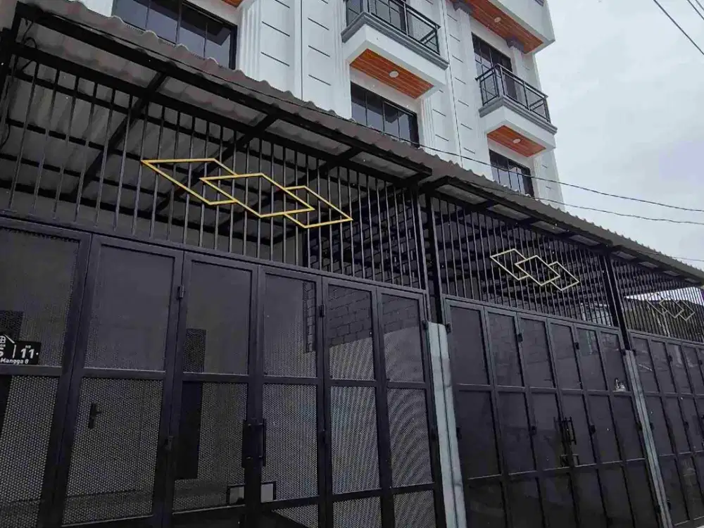 Rumah Duri Kepa 4 Lantai Dekat Tanjung Duren Jakarta Barat