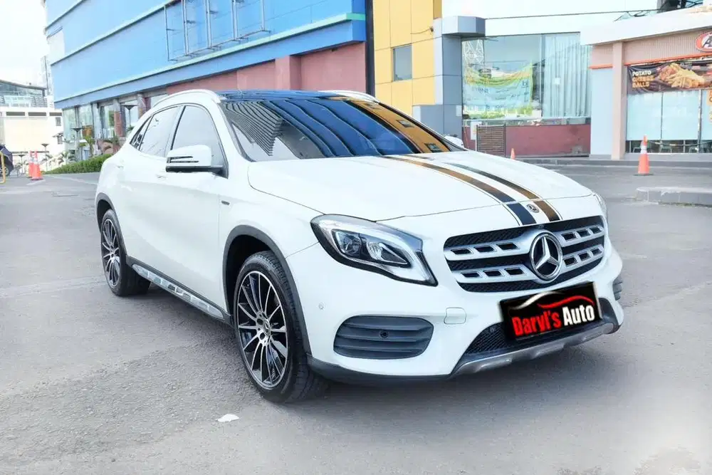 2018 MERCEDES BENZ GLA200 1.6 AMG LINE EDITION 50 LOW KM