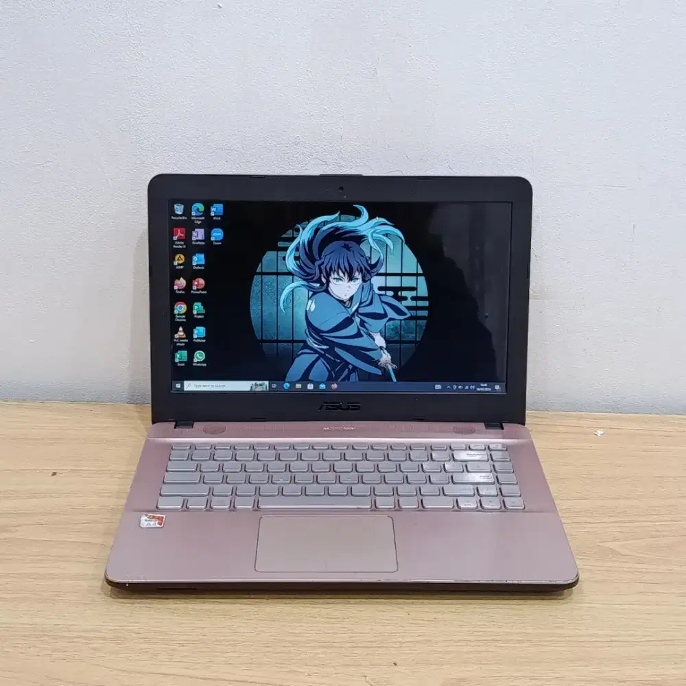 Asus X441BA Prosesor AMD A4-9125 RADEON R3  RAM 4GB/ SSD 128GB