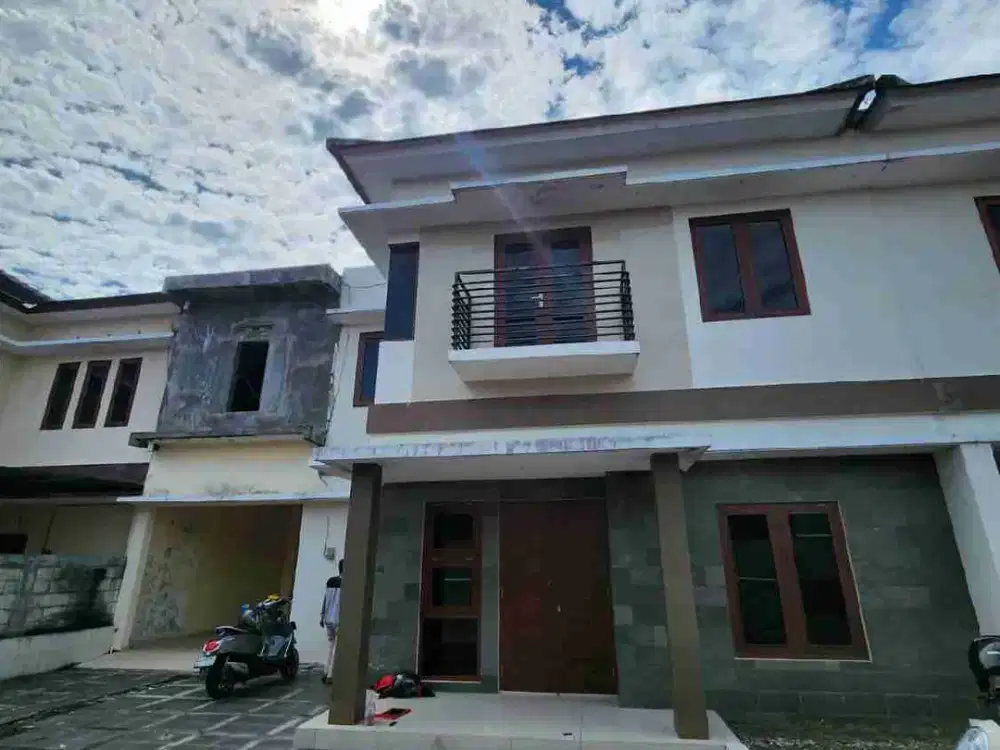 MURAH!! Rumah Bagus 2 Lantai Di jl. Godean Sidoarum Dekat Ringroad, Dow Bag Dan Pusat Kota Jogja