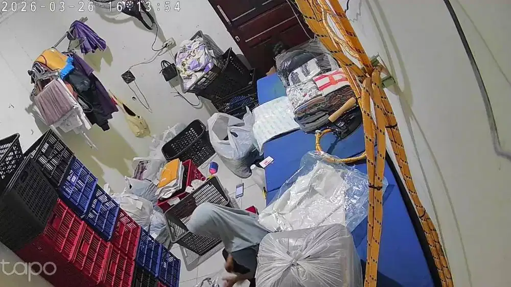 DICARI PEGAWAI LAUNDRY, JOB UTAMA LIPAT PACKING DAN NOTA APLIKASI