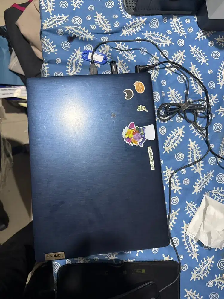 Lenovo Slim 3 AMD Athlon 3050U RAM 8GB 256GB Win 11 - Mulus