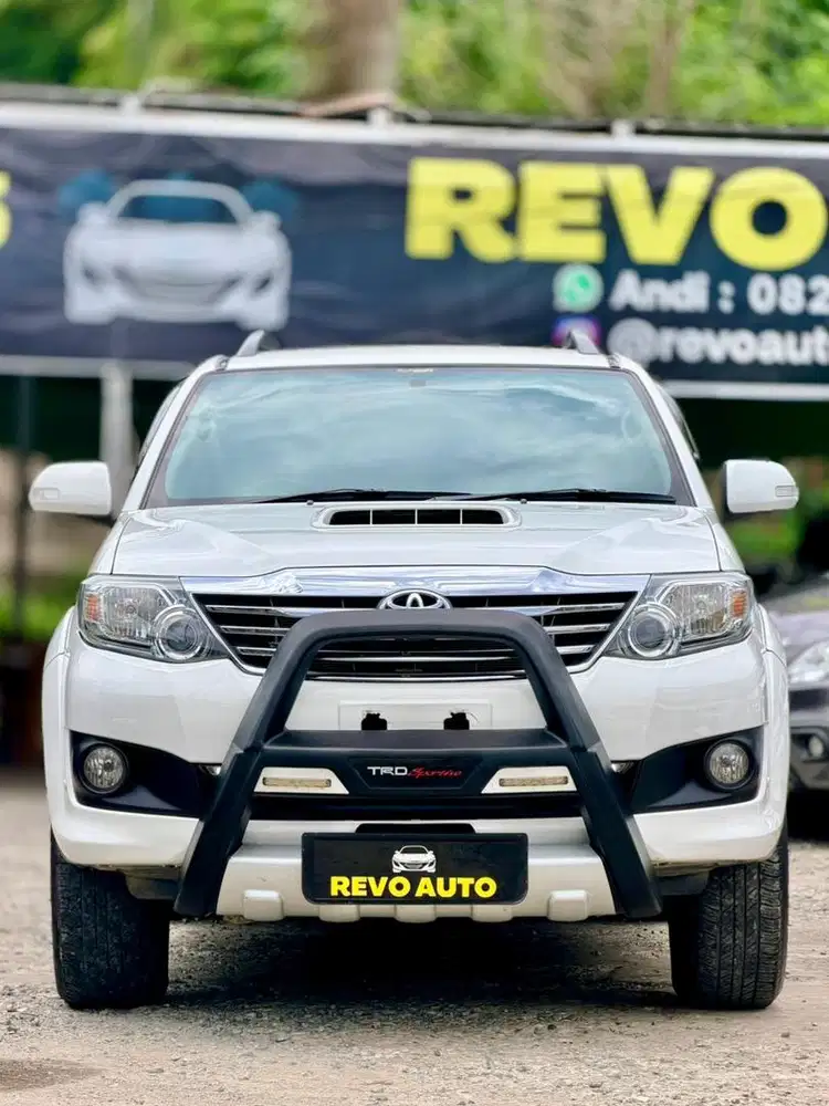 Toyota Fortuner VNT 2.5 At 2014 / 2015 diesel Automatic solar 2013