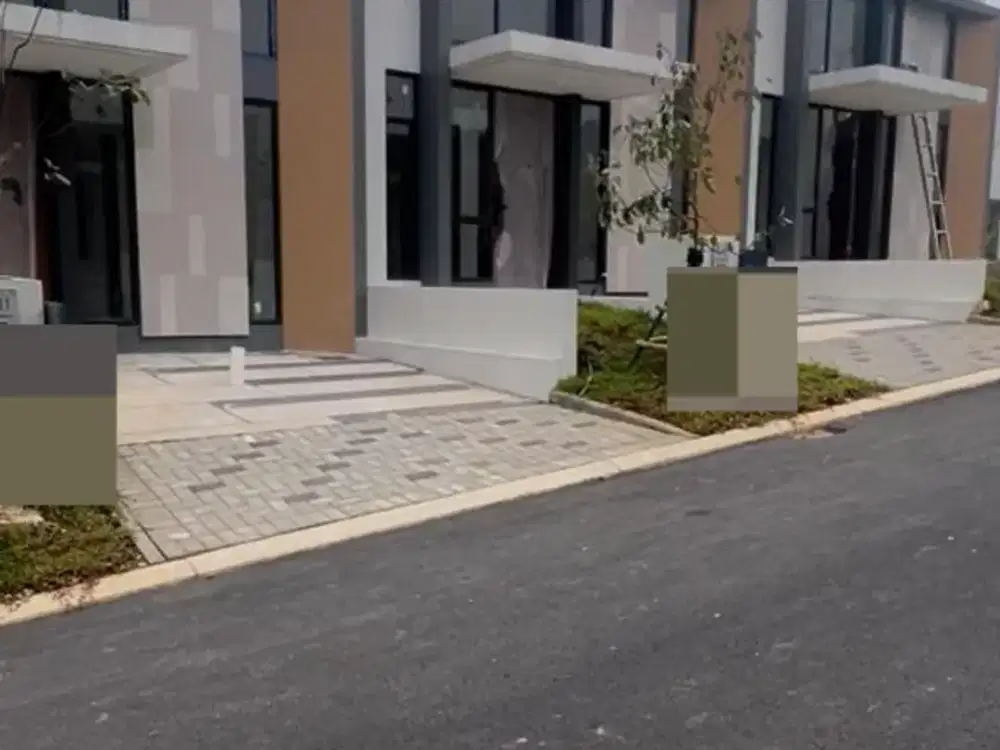 Di jual Rumah cantik di halaman belakang yang luas! Siap Huni Citra City Sentul