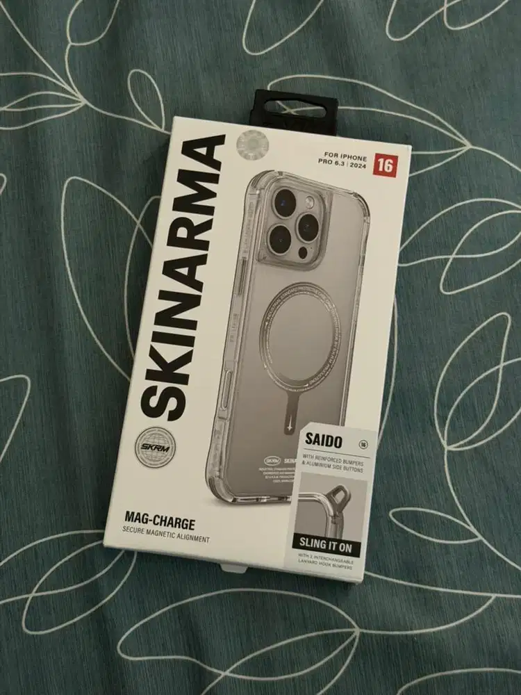 Case iphone 16 pro skinarma saido