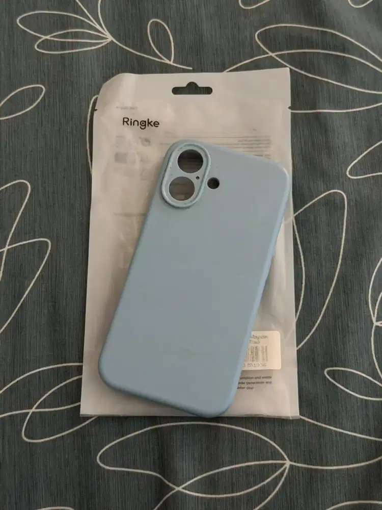Ringke silicone iphone 16