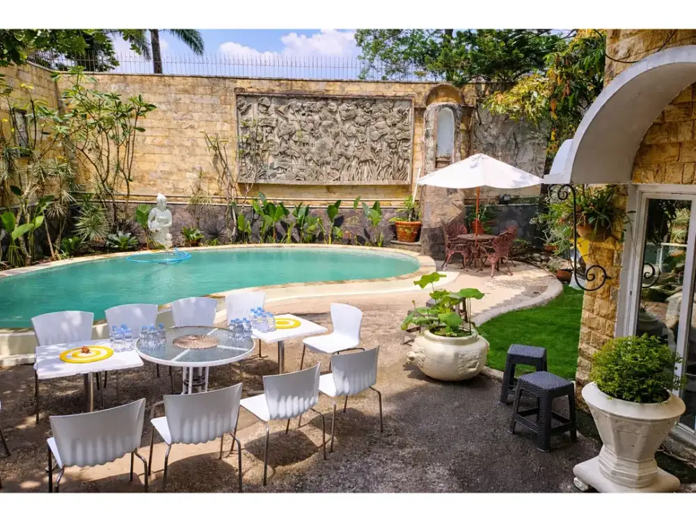 DIJUAL RUMAH PREMIUM BAGUS KOLAM RENANG DI MEDITERANIA 2 SENTUL CITY SSR781