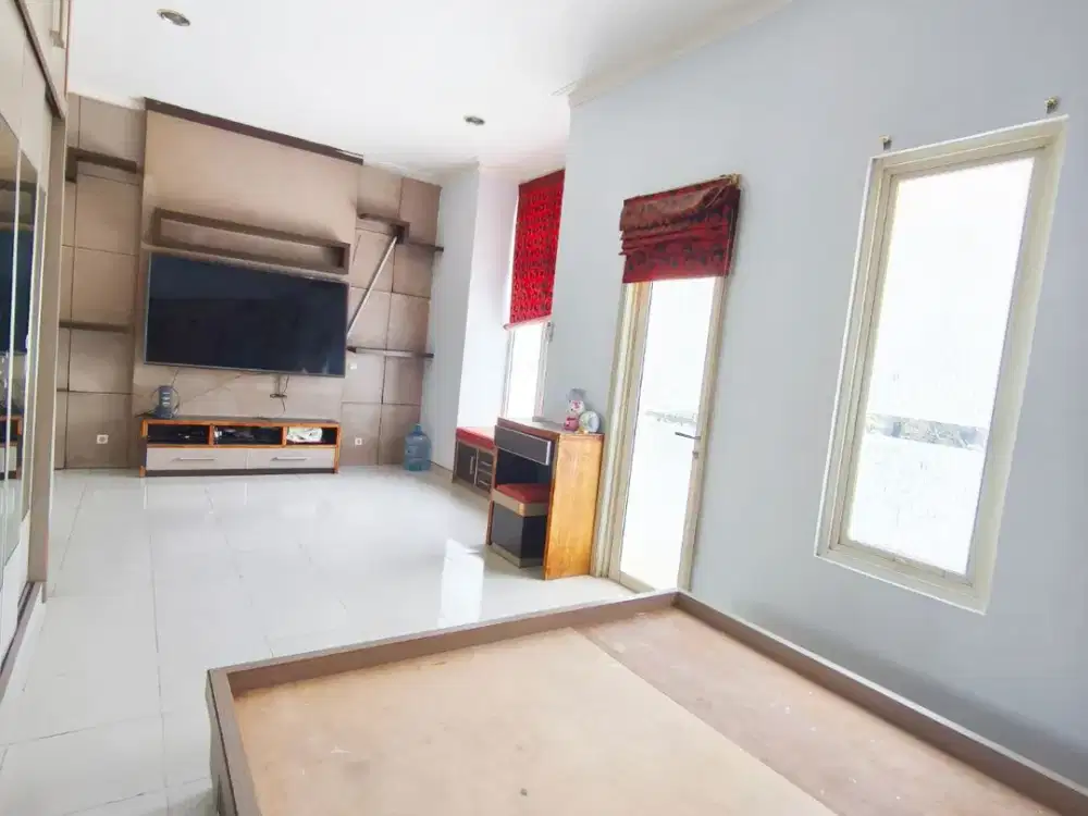 JUAL MURAH RUMAH 2 LANTAI 3 KAMAR HADAP TIMUR LAUT DI CHRYSOCOLLA PHG GADING SERPONG | DEVELOPED BY SUMMARECON