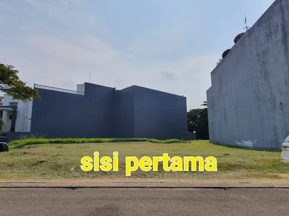 Teduh & nyaman di lokasi hoek yg strategis:  Kavling Casablanca 633 m², Bukit Gading Mediterania, Kelapa Gading