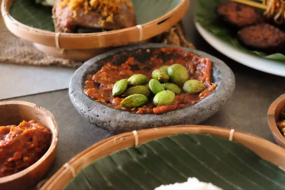 Cook Helper + Pelayan resto