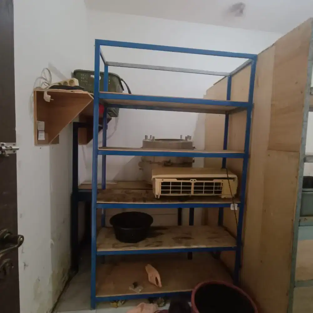 Rak Laundry Besi Dan Kayu