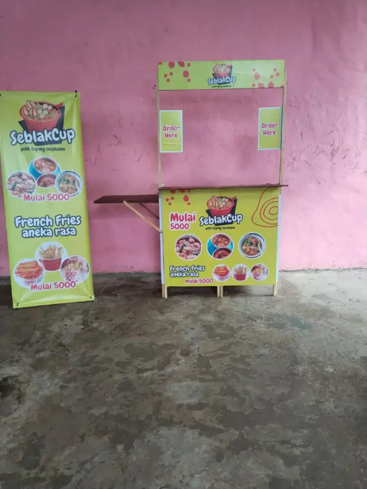 Booth portable bisa untuk jual Snack ataupun minuman