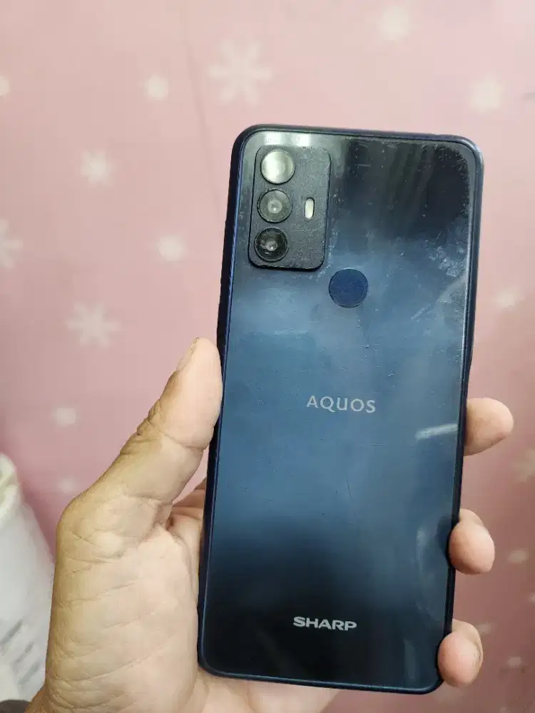 Sharp V6 Plus ram 4/64