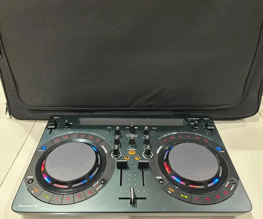 Alat DJ Pioneer DDJ Wego 4 Rekordbox Limited + Tas Controller DDJ FLX4