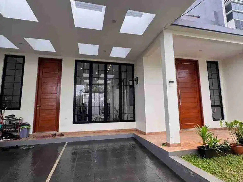 Dijual rumah baru renovasi lokasi strategis