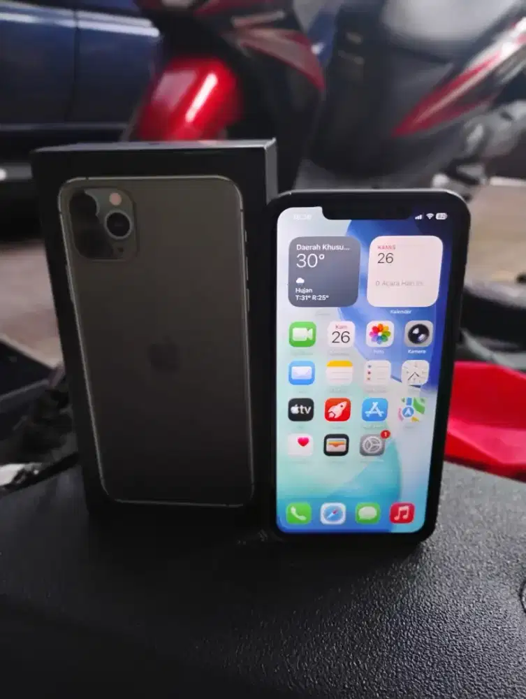 iPhone 11 pro max 512 whitelist