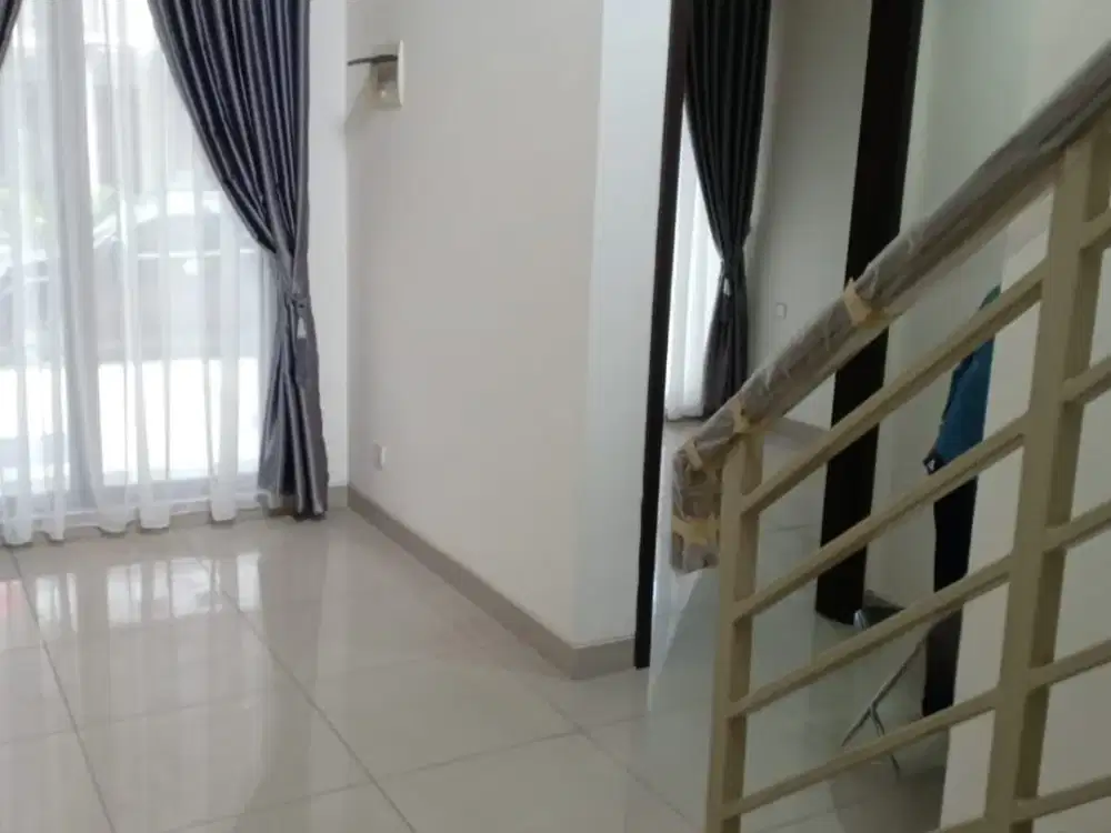 Rumah Bagus 3lt Lokasi Strategis di Cluster Wisteria Metland Cakung Jakarta Timur