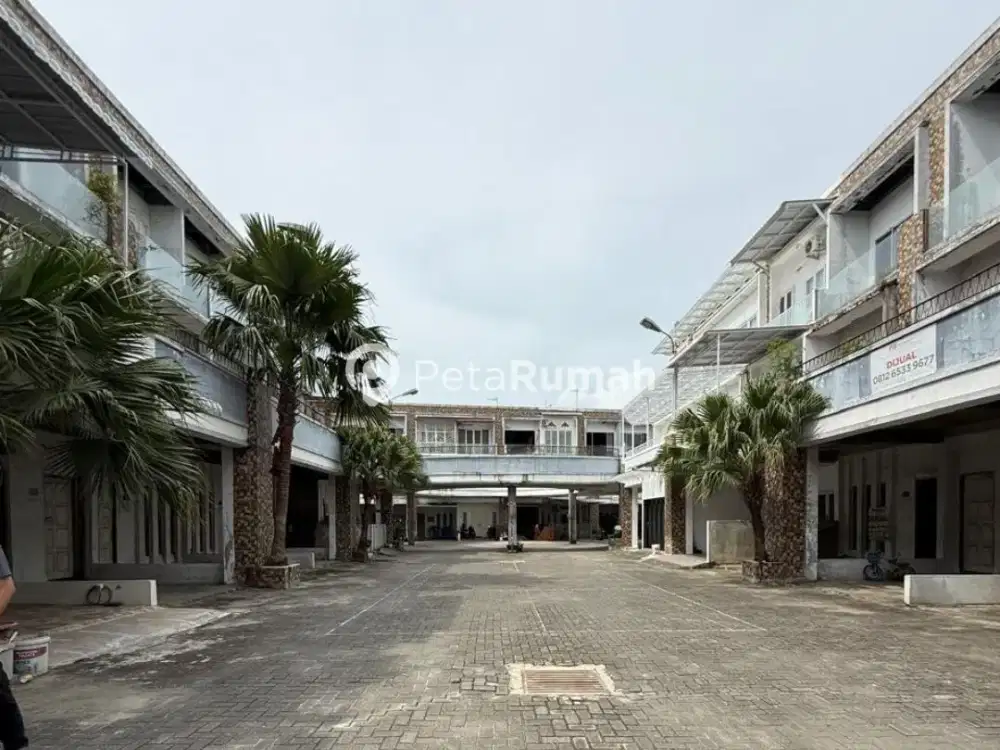 DIJUAL RUMAH KOMPLEK LACOSTE PARADISE DERAH SUNGGAL