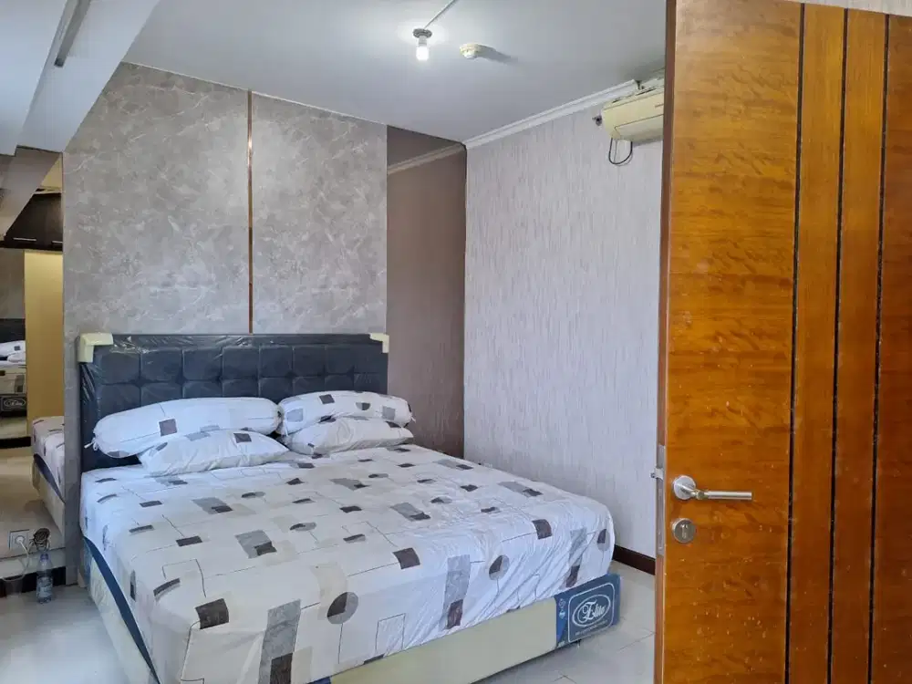 Murah Apartemen Waterplace Pakuwon Tower E 2BR Jadi 1BR Furnish View Pool Lantai Rendah