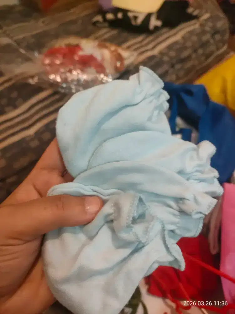 Sarung tangan dan sarung kaki