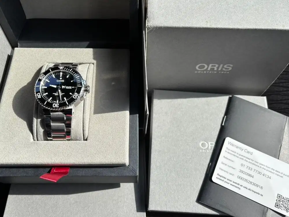 Oris Aquis - Diver 300 m “Warranty”
