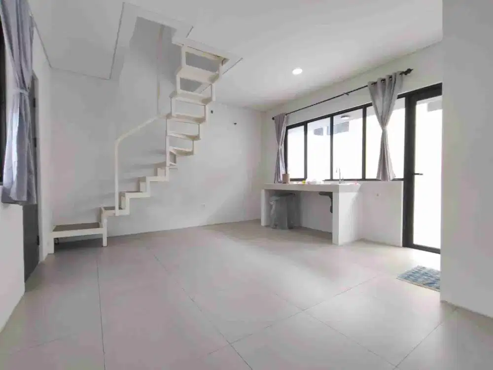 DISEWAKAN RUMAH CLUSTER XYZ COVE - X2, PARK SERPONG