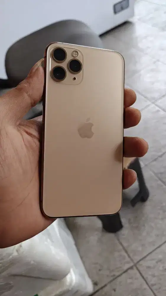 Iphone 11 pro max ex intern