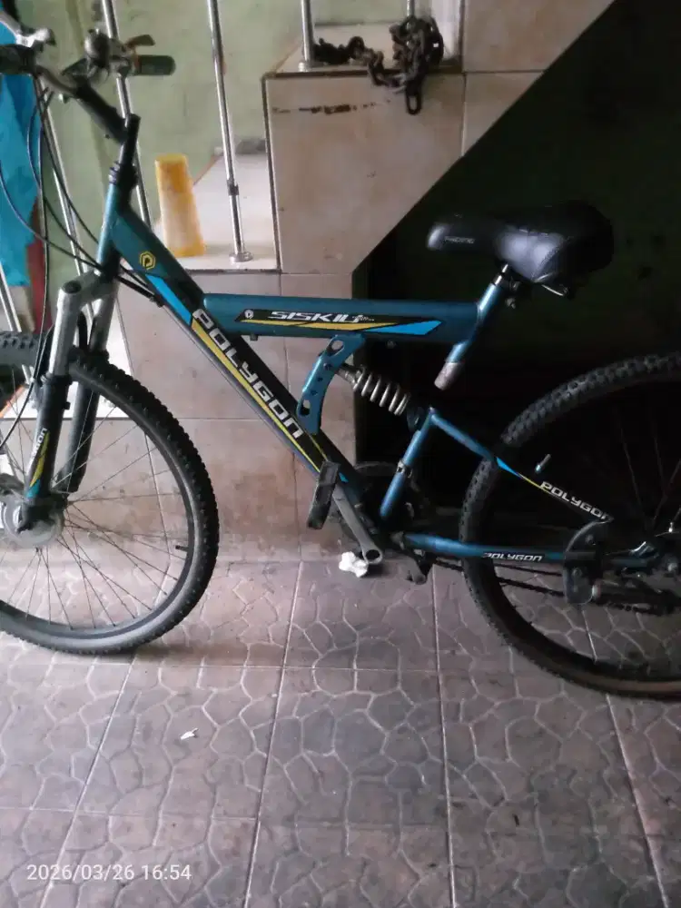 Jual cepat sepeda lecet pemakaian aja 700 nego sampai jadi