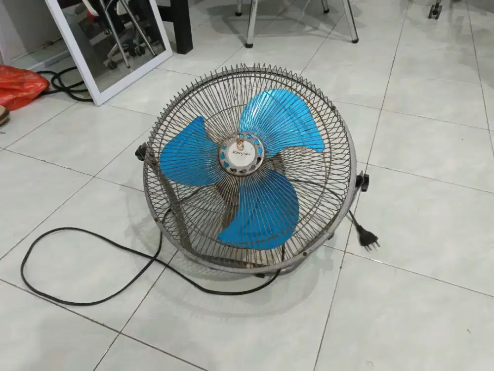 Kipas Angin Bekas masih layak pakai