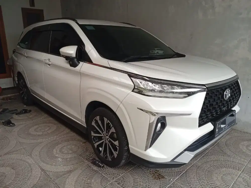 Toyota Avanza Veloz Q Matic Istimewa