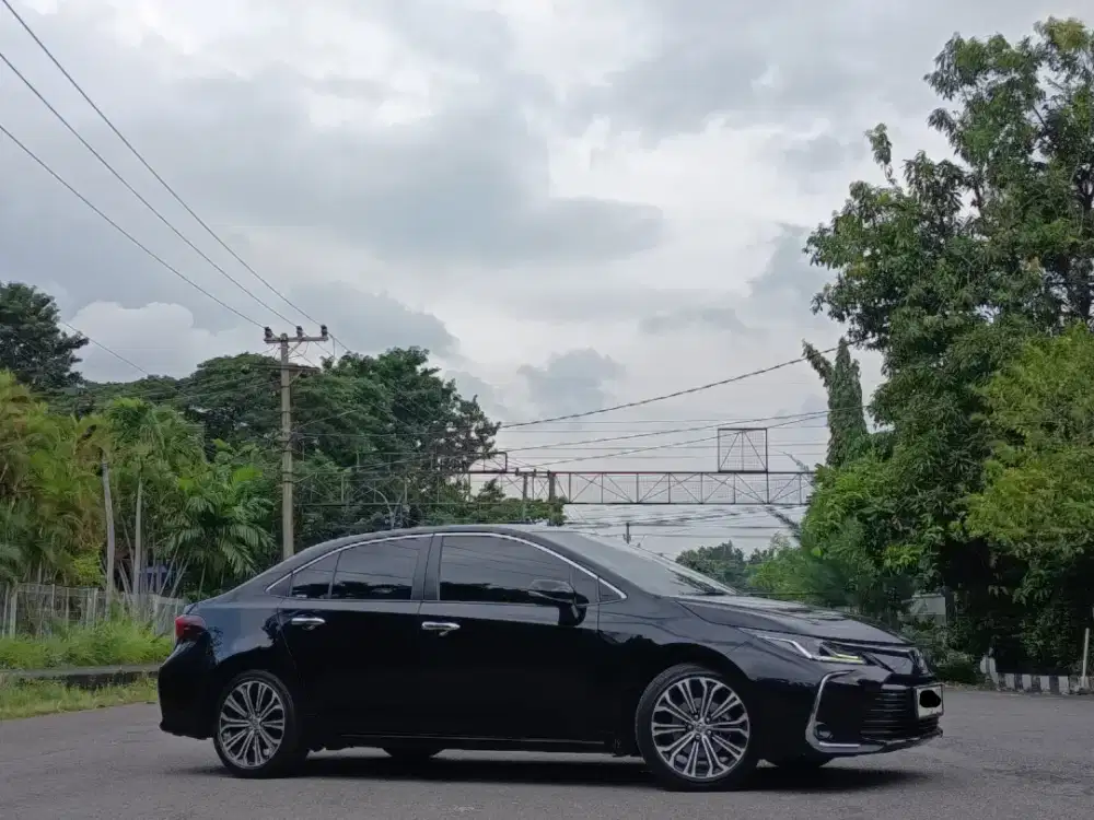 Toyota Corolla Altis V Automatic Bensin Hitam Record Toyota