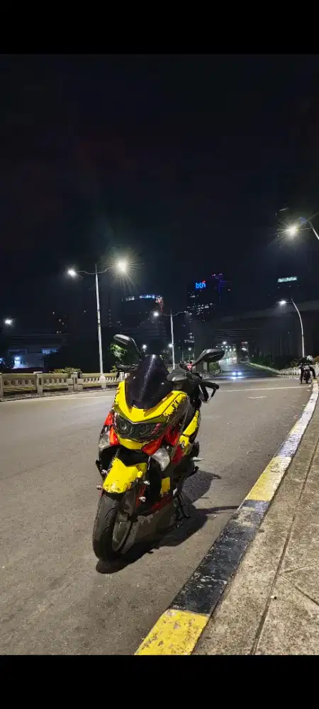 Motor Nmx bekas tahun 2105