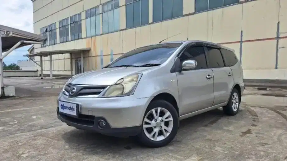 PROMO Low Angsuran Nissan Grand livina 1.5 SV Bensin-MT 2012 POF