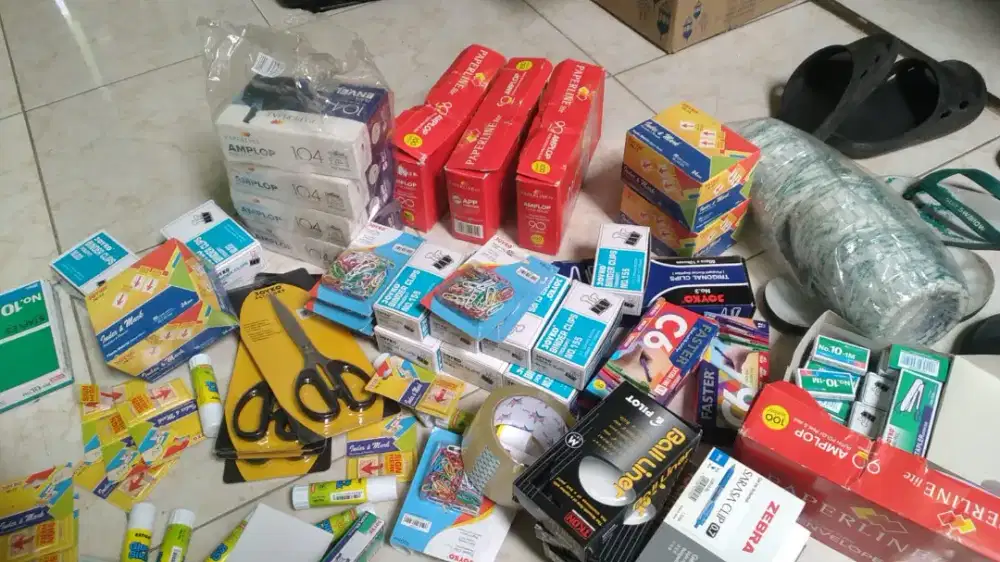 Menerima lelangan kantor