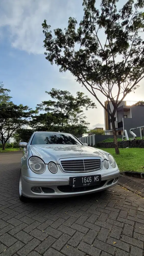 Mercedes-Benz E200 2007 Bensin