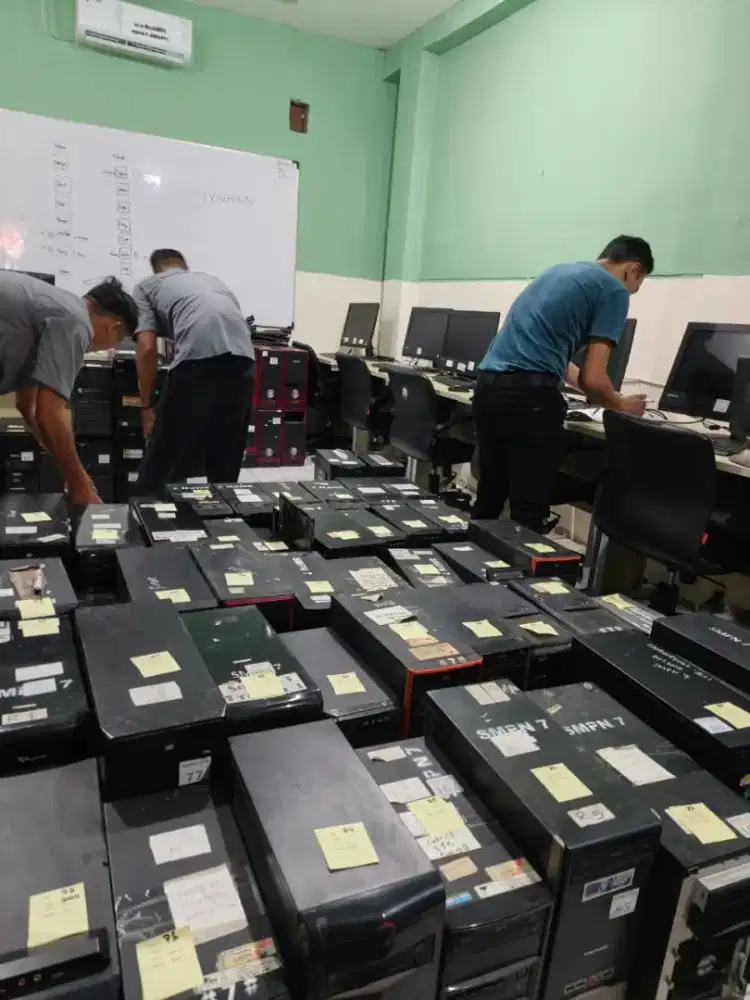 Terima lelangan kantor (komputer,mesin,printer dll)