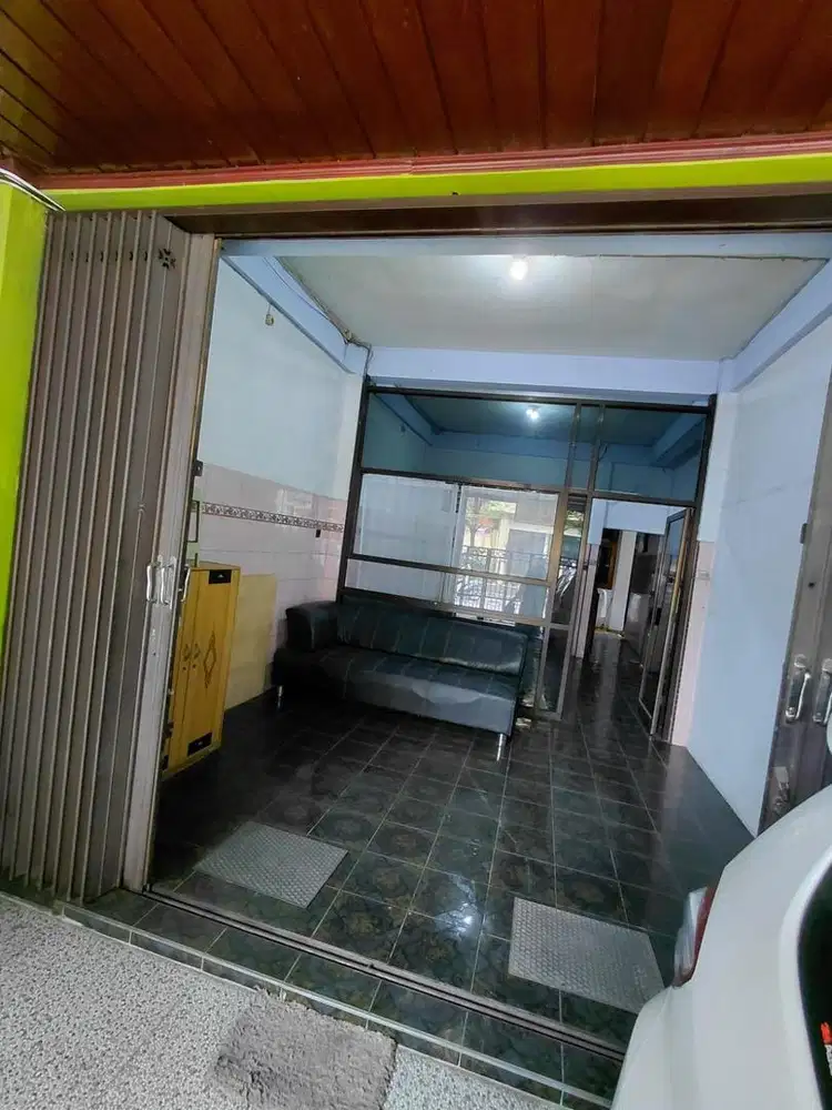 DISEWAKAN RUKO 1 lantai cocok untuk usaha, cafe, atau kantor