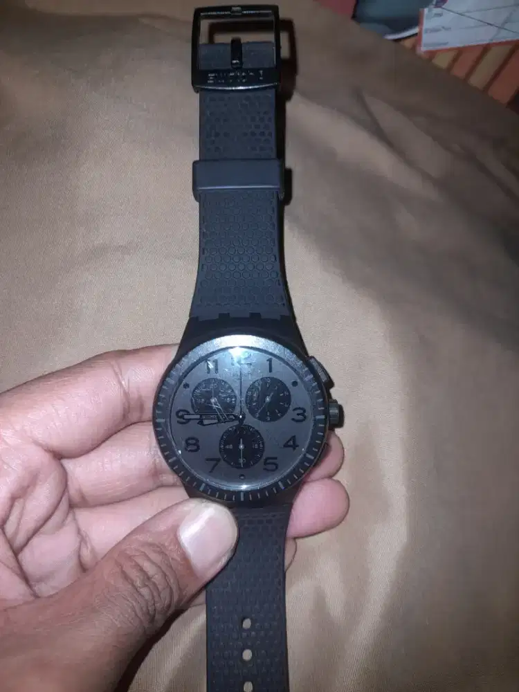 Jam tangan swatch subs104 mens chronograph piege