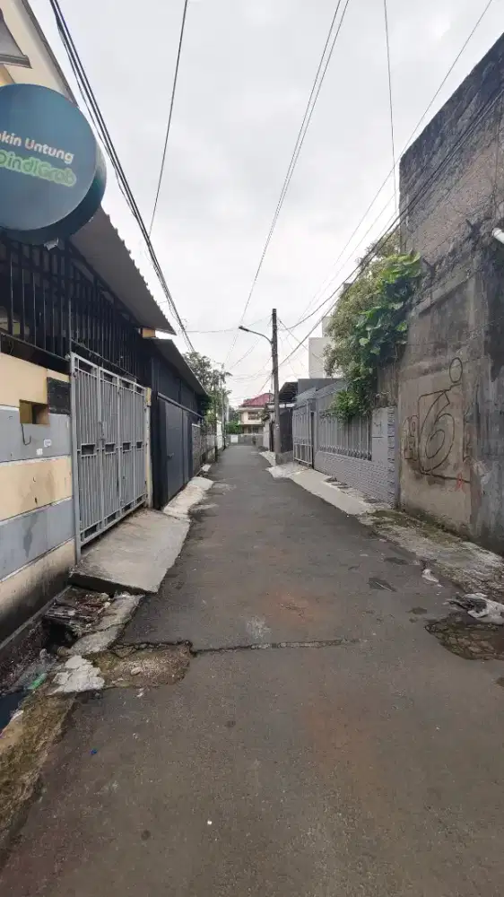 Dibutuhkan ART /serabutan wanita