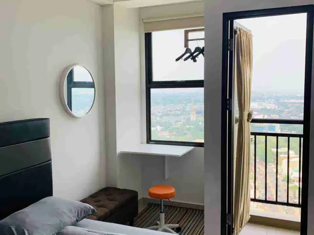 apartement diatas mall mewah cibubur dijual murah full furnish.