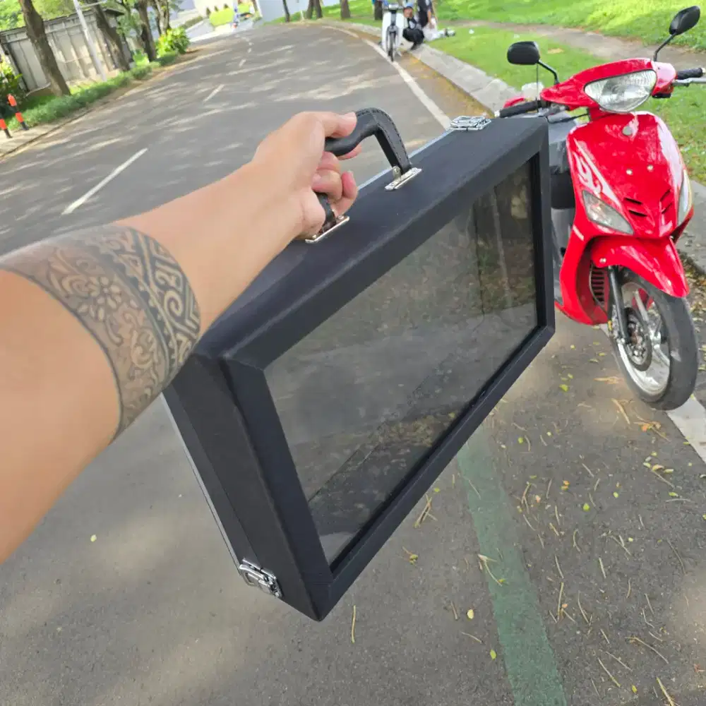 Hardcase Efek Acrilic Gitar & Bass Murah