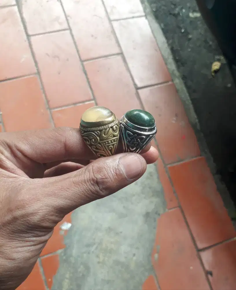 Jual batu cincin duri bulan dan giok aceh
