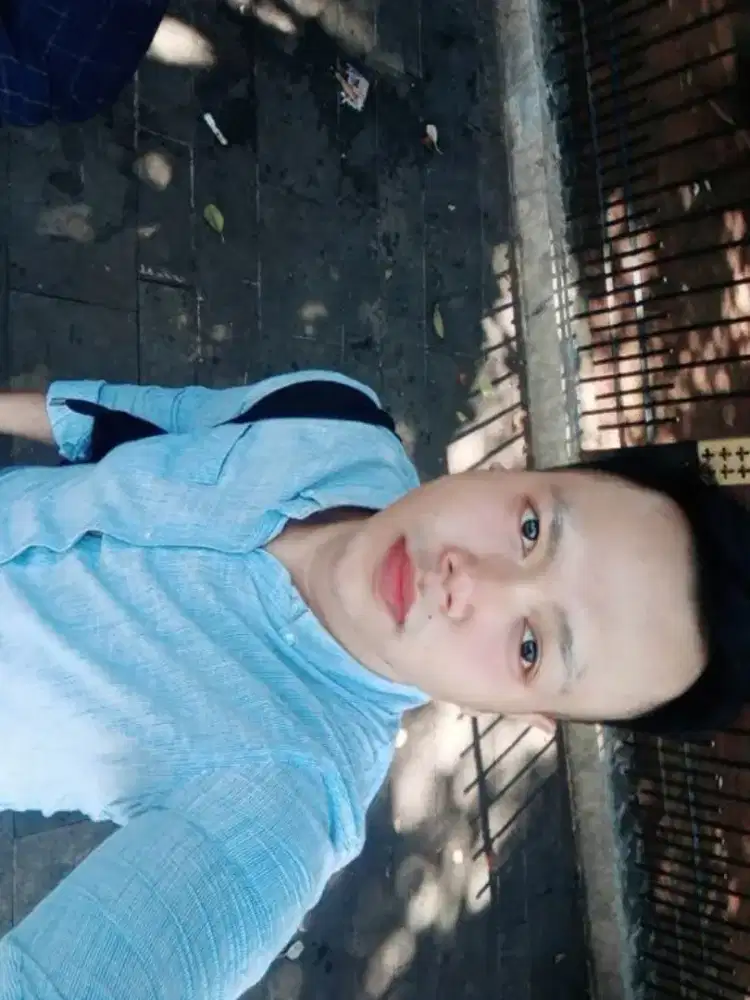 Mencari lowongan pekerjaan apa saja