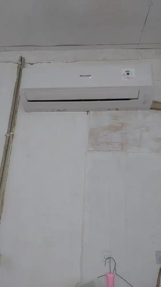 jual ac sharp 3/4 pk bru setahunan jual krna pindah rumah