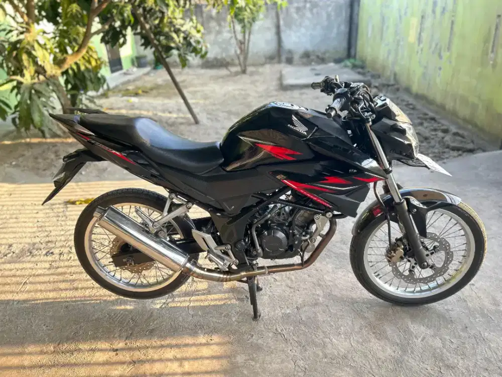 HONDA CB 150R 2019 KERETA SIMPANAN JARANG PAKE MULUSSS